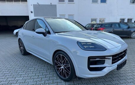 Porsche Cayenne III, 2024 год, 21 999 000 рублей, 3 фотография