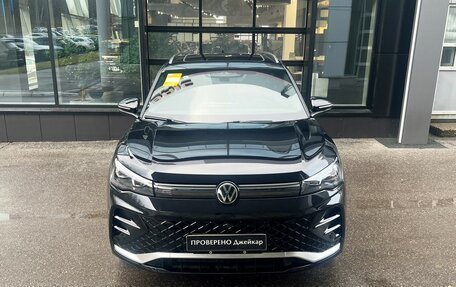 Volkswagen Tiguan, 2024 год, 5 650 000 рублей, 2 фотография