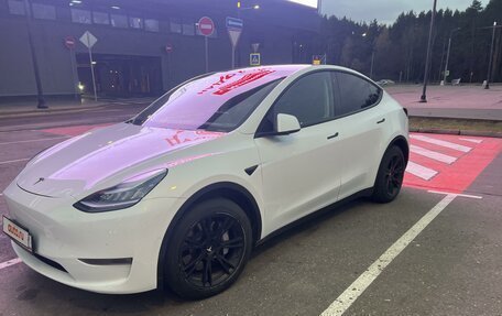 Tesla Model Y I, 2020 год, 5 000 000 рублей, 4 фотография