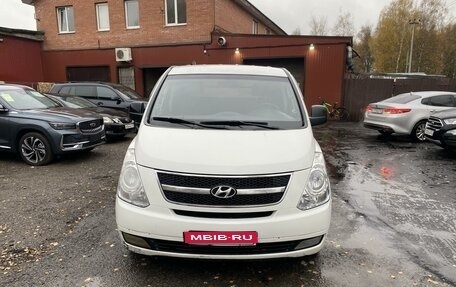 Hyundai Grand Starex Grand Starex I рестайлинг 2, 2008 год, 900 000 рублей, 1 фотография