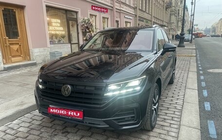 Volkswagen Touareg III, 2019 год, 8 200 000 рублей, 1 фотография