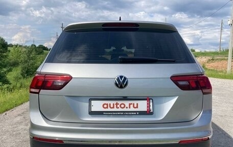 Volkswagen Tiguan II, 2021 год, 3 500 000 рублей, 2 фотография