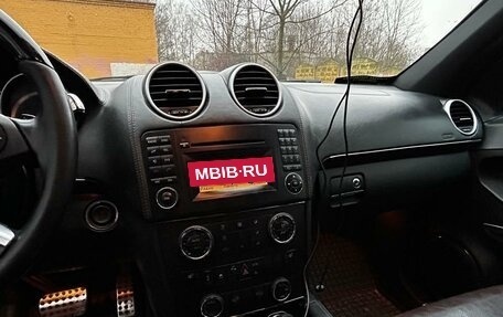 Mercedes-Benz GL-Класс, 2011 год, 1 750 000 рублей, 28 фотография