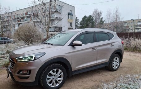 Hyundai Tucson III, 2018 год, 2 240 000 рублей, 2 фотография