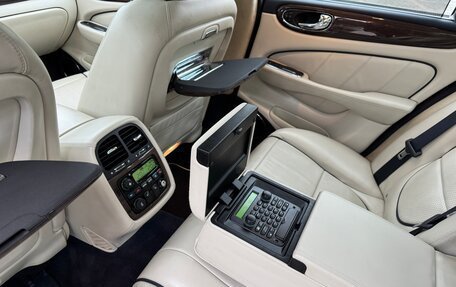 Jaguar XJ III (X350), 2008 год, 2 890 000 рублей, 28 фотография