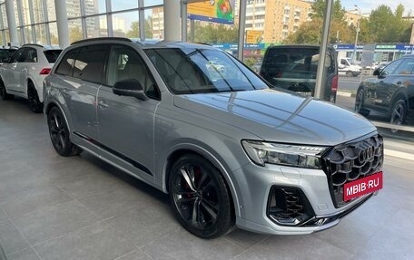 Audi SQ7, 2024 год, 19 600 000 рублей, 3 фотография