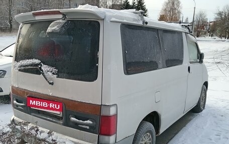 Mazda Bongo Friendee i рестайлинг, 1995 год, 230 000 рублей, 2 фотография