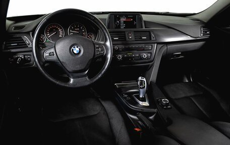 BMW 3 серия, 2015 год, 1 640 000 рублей, 27 фотография