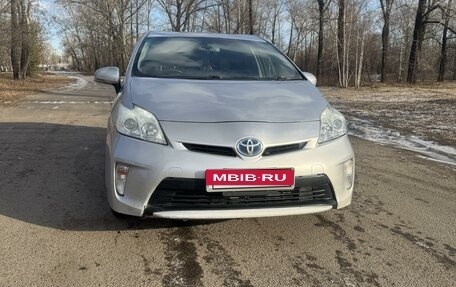 Toyota Prius, 2012 год, 1 270 000 рублей, 2 фотография