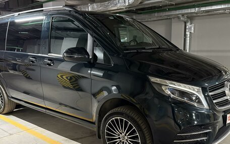 Mercedes-Benz V-Класс, 2017 год, 4 550 000 рублей, 19 фотография