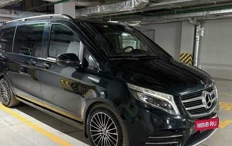 Mercedes-Benz V-Класс, 2017 год, 4 550 000 рублей, 20 фотография