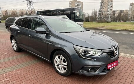 Renault Megane IV, 2019 год, 1 655 000 рублей, 2 фотография