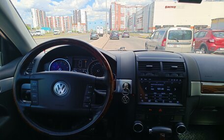 Volkswagen Touareg III, 2003 год, 980 000 рублей, 8 фотография