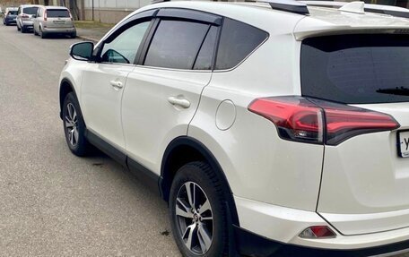 Toyota RAV4, 2017 год, 2 900 000 рублей, 3 фотография