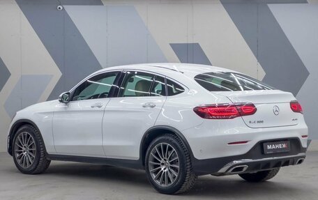 Mercedes-Benz GLC Coupe, 2019 год, 5 500 000 рублей, 4 фотография