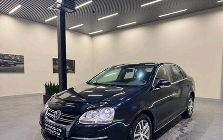 Volkswagen Jetta VI, 2010 год, 699 000 рублей, 1 фотография