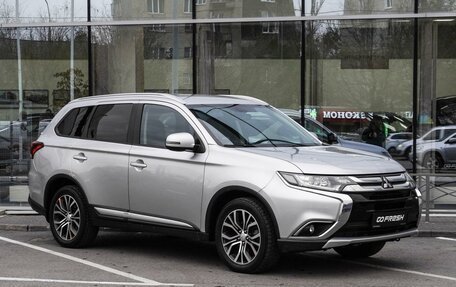 Mitsubishi Outlander III рестайлинг 3, 2016 год, 2 149 000 рублей, 1 фотография