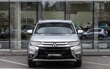 Mitsubishi Outlander III рестайлинг 3, 2016 год, 2 149 000 рублей, 3 фотография