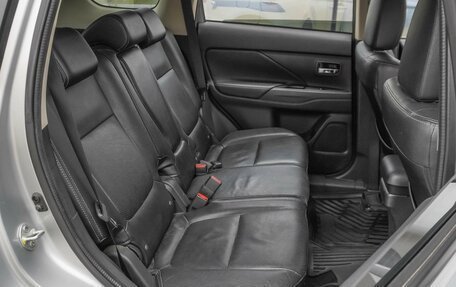 Mitsubishi Outlander III рестайлинг 3, 2016 год, 2 149 000 рублей, 7 фотография