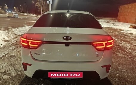 KIA Rio IV, 2019 год, 1 380 000 рублей, 5 фотография