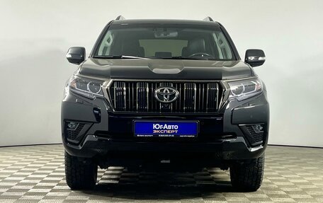 Toyota Land Cruiser Prado 150 рестайлинг 2, 2021 год, 7 299 000 рублей, 2 фотография