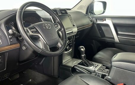 Toyota Land Cruiser Prado 150 рестайлинг 2, 2021 год, 7 299 000 рублей, 11 фотография