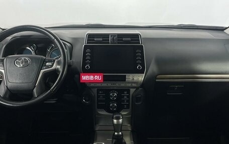 Toyota Land Cruiser Prado 150 рестайлинг 2, 2021 год, 7 299 000 рублей, 14 фотография