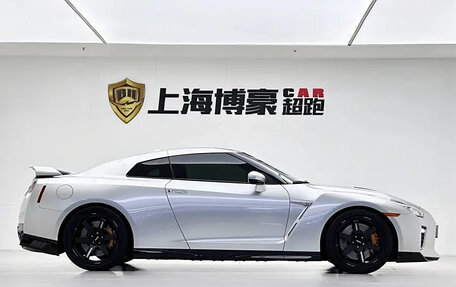 Nissan GT-R, 2021 год, 18 563 002 рублей, 6 фотография