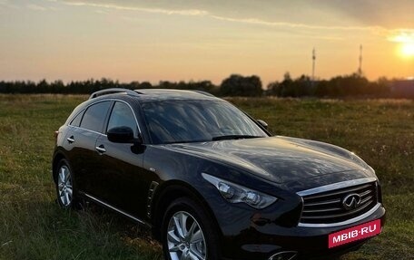 Infiniti FX II, 2012 год, 1 670 000 рублей, 4 фотография