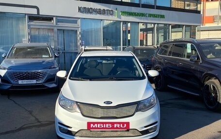 KIA Rio III рестайлинг, 2017 год, 1 039 000 рублей, 2 фотография