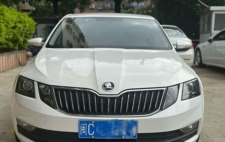 Skoda Octavia, 2020 год, 1 500 000 рублей, 2 фотография