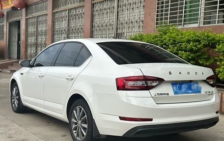 Skoda Octavia, 2020 год, 1 500 000 рублей, 22 фотография