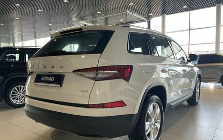 Skoda Kodiaq I, 2024 год, 5 400 000 рублей, 5 фотография