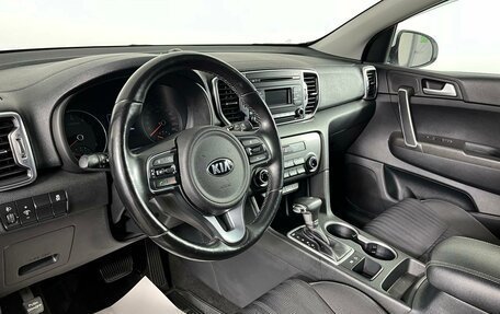 KIA Sportage IV рестайлинг, 2017 год, 2 299 000 рублей, 11 фотография