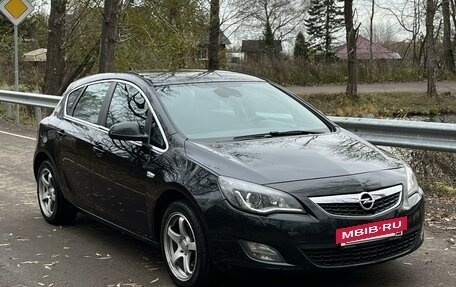 Opel Astra J, 2012 год, 695 000 рублей, 2 фотография