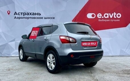 Nissan Qashqai, 2010 год, 1 099 000 рублей, 2 фотография