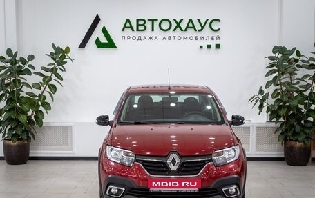 Renault Logan II, 2018 год, 1 580 000 рублей, 2 фотография