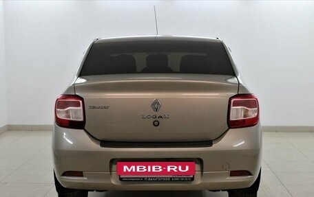 Renault Logan II, 2016 год, 690 000 рублей, 3 фотография