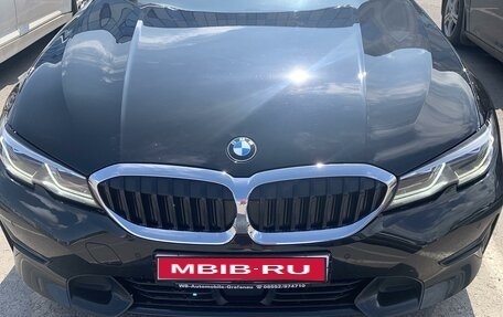 BMW 3 серия, 2019 год, 3 200 000 рублей, 1 фотография