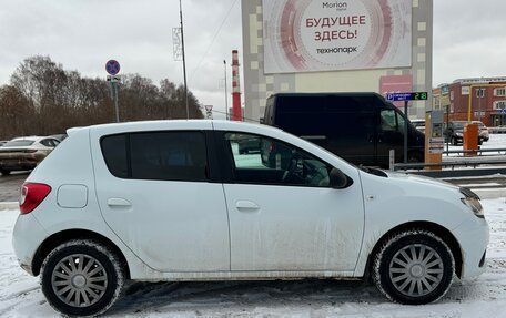 Renault Sandero II рестайлинг, 2016 год, 567 000 рублей, 3 фотография