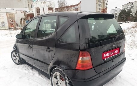 Mercedes-Benz A-Класс, 2001 год, 300 000 рублей, 4 фотография