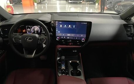 Lexus NX, 2024 год, 7 860 000 рублей, 11 фотография