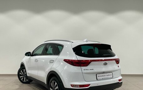 KIA Sportage IV рестайлинг, 2018 год, 2 099 000 рублей, 4 фотография