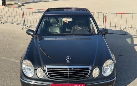 Mercedes-Benz E-Класс, 2002 год, 1 347 000 рублей, 6 фотография