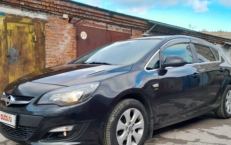 Opel Astra J, 2014 год, 799 000 рублей, 3 фотография