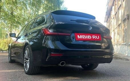 BMW 3 серия, 2019 год, 3 200 000 рублей, 13 фотография