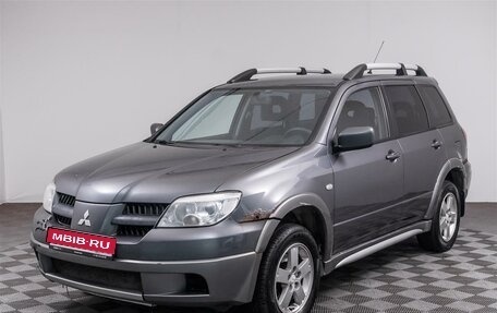 Mitsubishi Outlander III рестайлинг 3, 2006 год, 529 000 рублей, 1 фотография