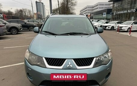 Mitsubishi Outlander III рестайлинг 3, 2006 год, 799 000 рублей, 2 фотография