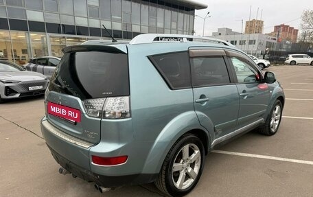 Mitsubishi Outlander III рестайлинг 3, 2006 год, 799 000 рублей, 4 фотография