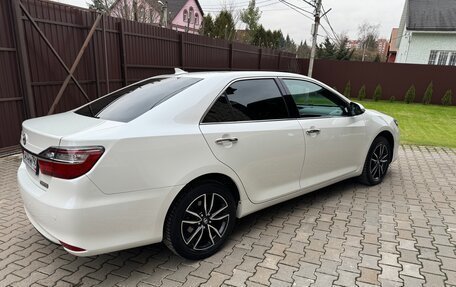 Toyota Camry, 2017 год, 2 490 000 рублей, 3 фотография